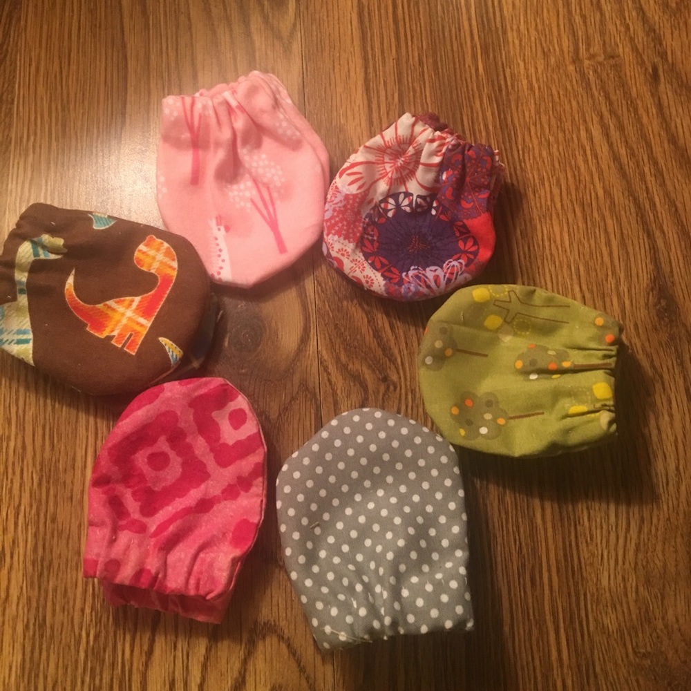 MITTENS FOR NEWBORN